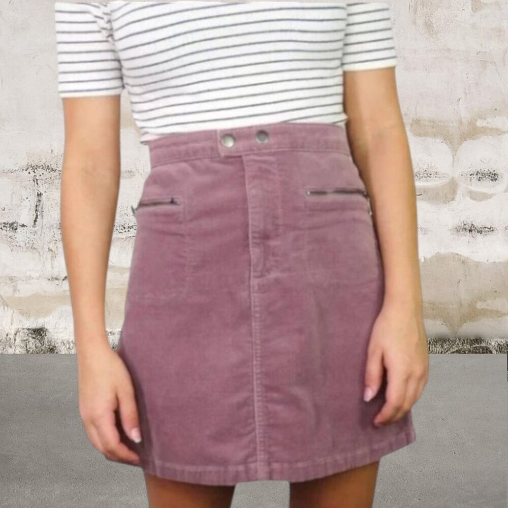 Mossimo Supply Co. 🦩 Mauve Mini Skirt